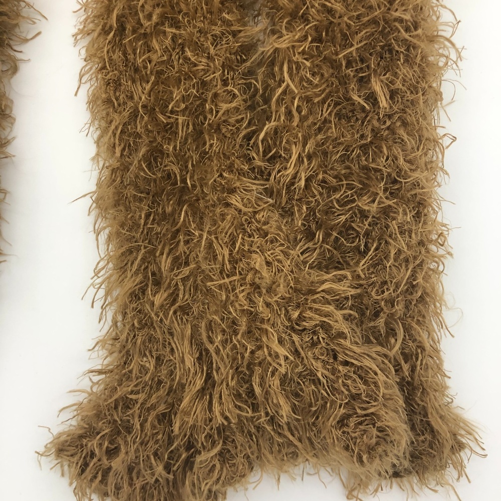 Super fuzzy scarf